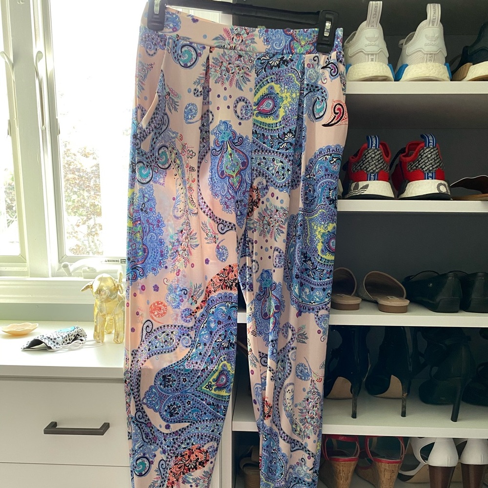 Crazy fun stretchy Express pants!